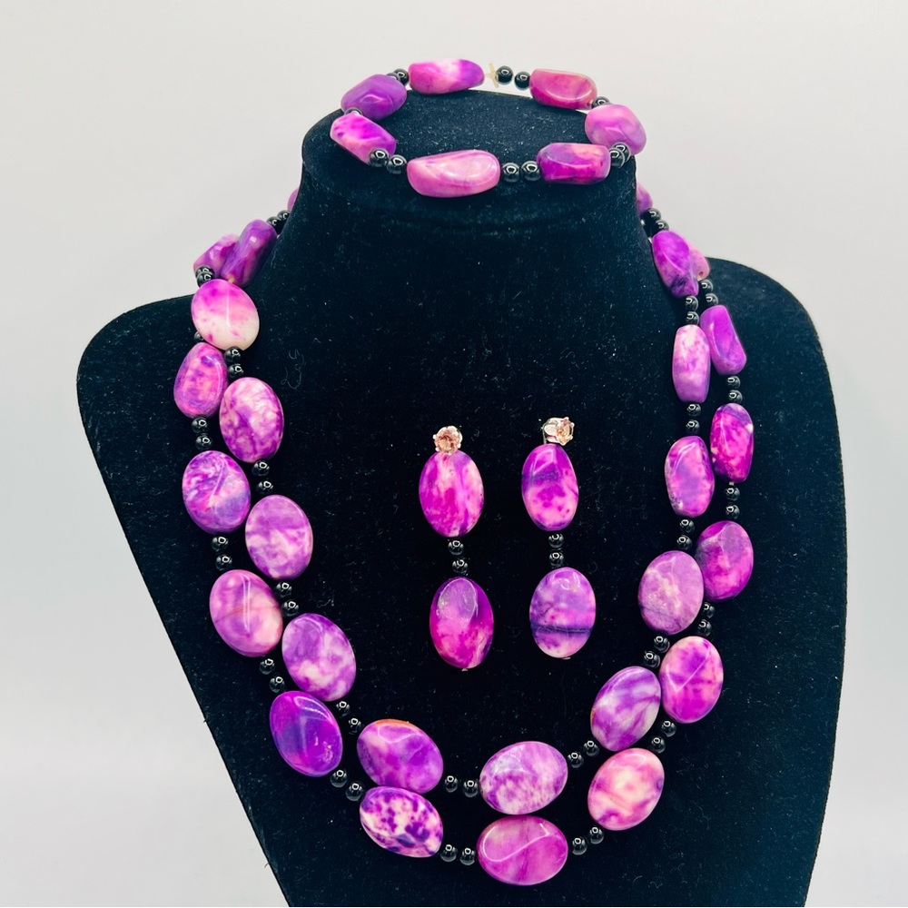 Handcrafted black & fuchsia pink gemstone necklace, bracelet and earrings set